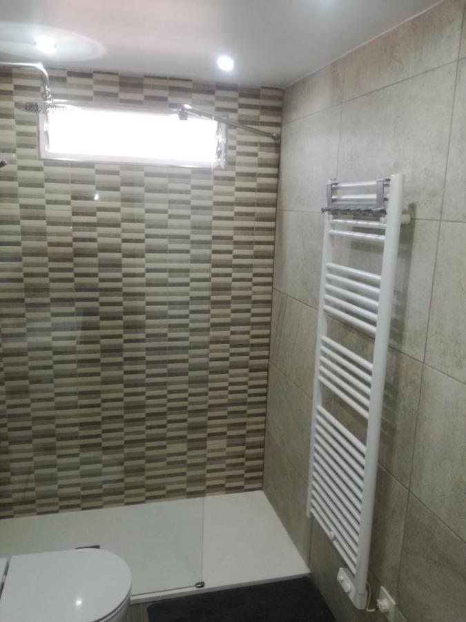 2 Bedroom Newly Renovated Bungalow Close To Bars & Restaurants 洛斯阿尔卡萨雷斯 外观 照片