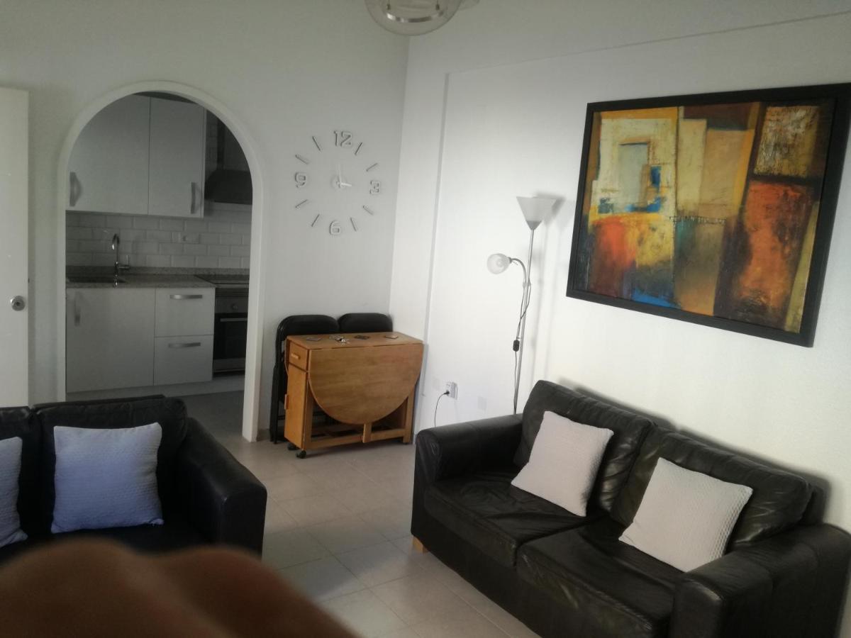 2 Bedroom Newly Renovated Bungalow Close To Bars & Restaurants 洛斯阿尔卡萨雷斯 外观 照片